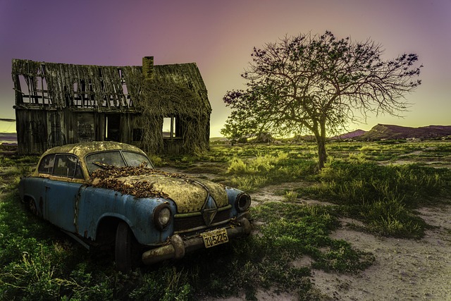 auto-body-workshop-640x480-33663302.jpeg