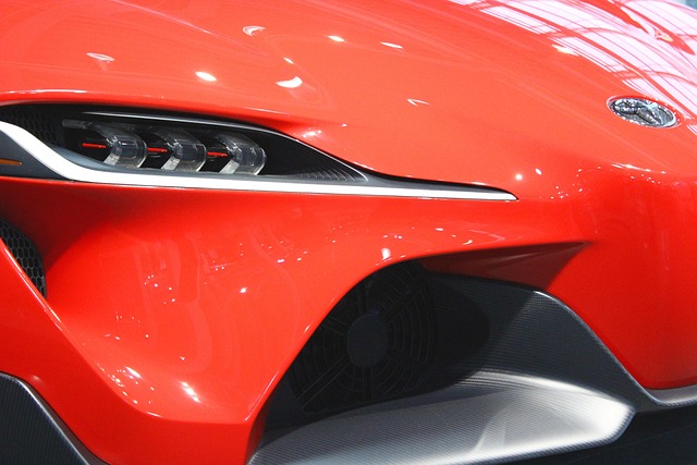 car-bumper-repair-640x480-44691728.jpeg