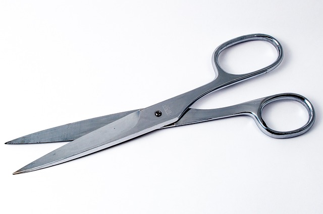 dent-removal-tools-640x480-12126952.jpeg
