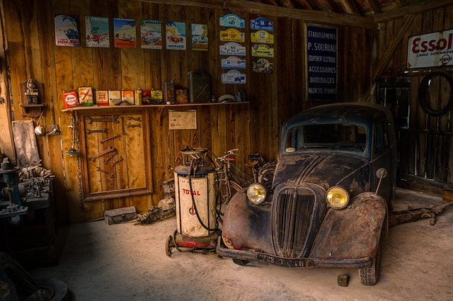 auto-body-workshop-640x480-12517421.jpeg