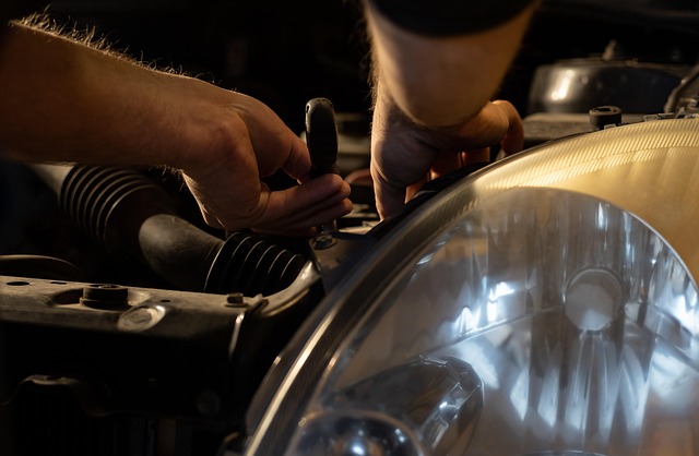 auto-body-workshop-640x480-51469527.jpeg