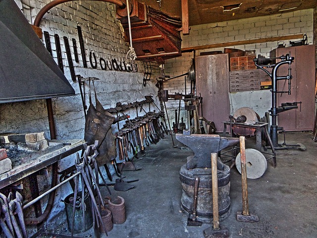 auto-body-workshop-640x480-75278265.jpeg