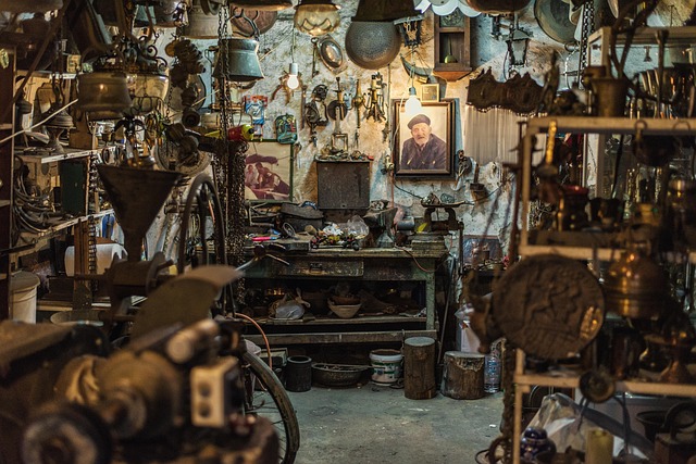 auto-body-workshop-640x480-8510987.jpeg