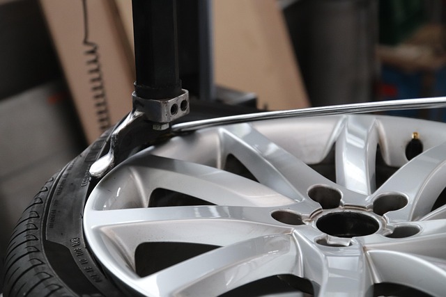 auto-repair-workshop-640x480-11761522.jpeg
