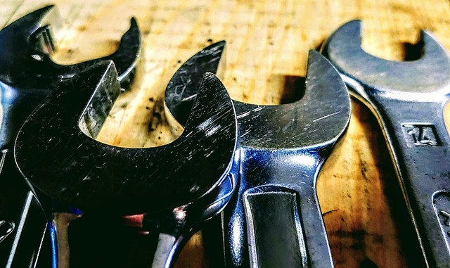 Digital Tools Demystify: Instant Collision Repair Quotes at Your Fingertips