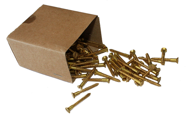 auto-repair-workshop-640x480-23875602.png