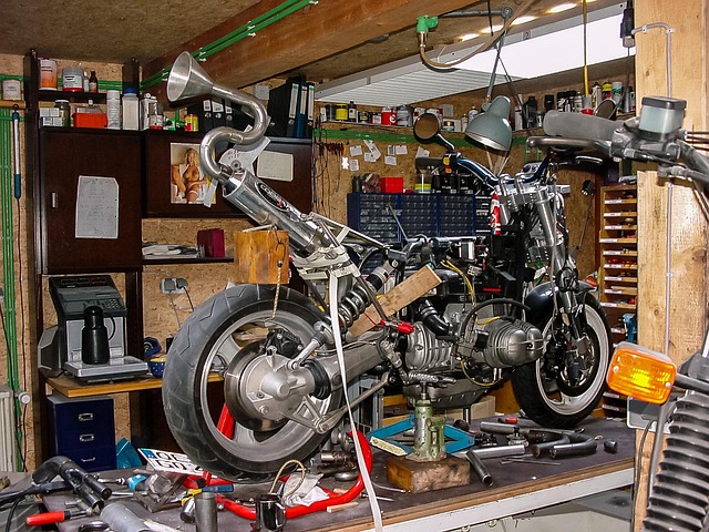 auto-repair-workshop-640x480-95433318.jpeg