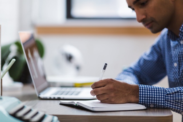 Customer Repair Education: Empowering Informed Decision-Making for Quality Service