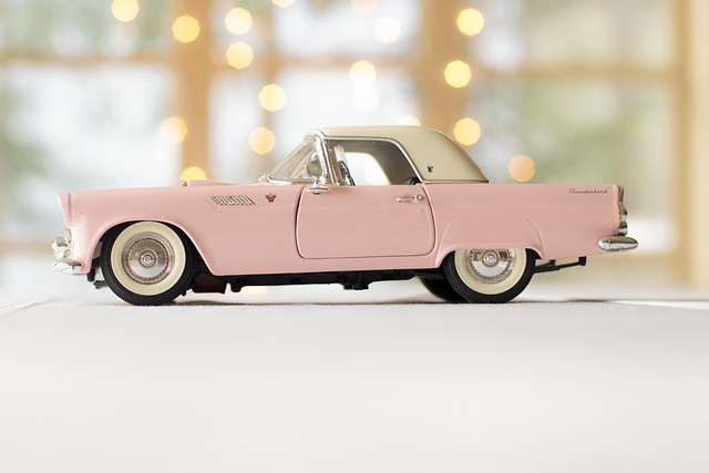 Mastering Paint Matching Accuracy in Full-Service Collision Repair