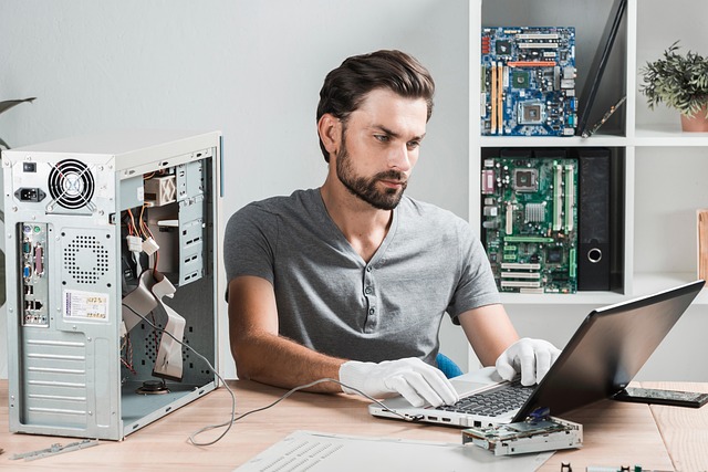 auto-technician-working-640x480-80325034.jpeg