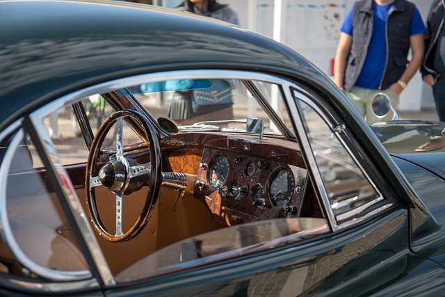 Mastering Carbon Fiber Repair: A Comprehensive Guide for Car Enthusiasts