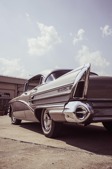 Custom Auto Body Modification: Unlocking Vehicle Uniqueness and Personal Style