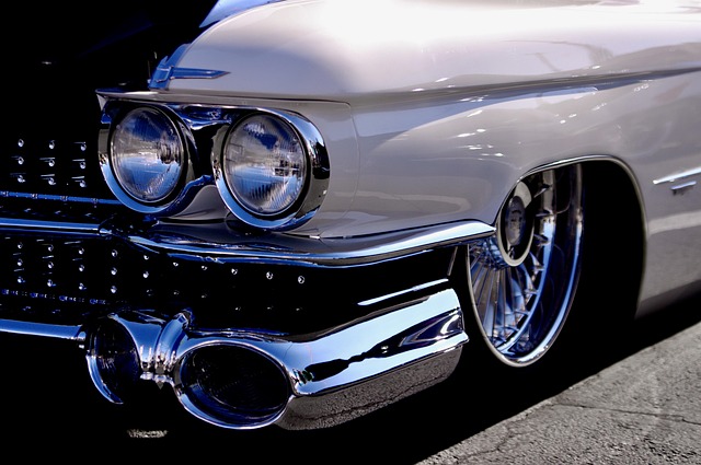 car-bumper-repair-640x480-82844962.jpeg