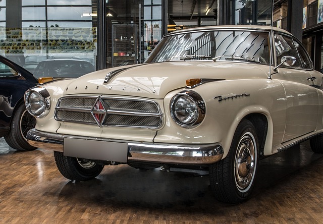 Structural Repair Precision: Aligning with OEM Guidelines for Optimal Vehicle Restoration