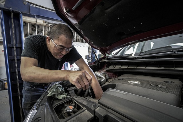 car-collision-repair-640x480-45317067.jpeg