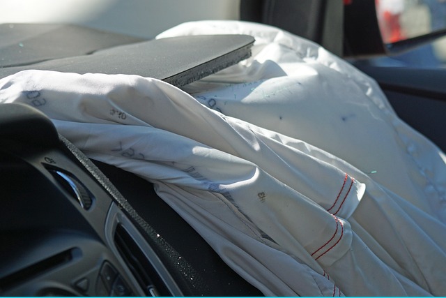 Unlocking Smooth Surfaces: Your Guide to Paintless Dent Repair Services