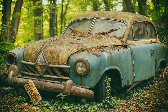 car-collision-repair-640x480-68689552.jpeg