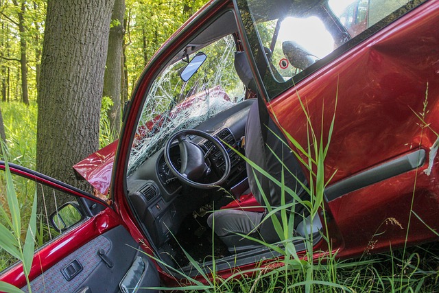 car-crash-damage-640x480-20450696.jpeg