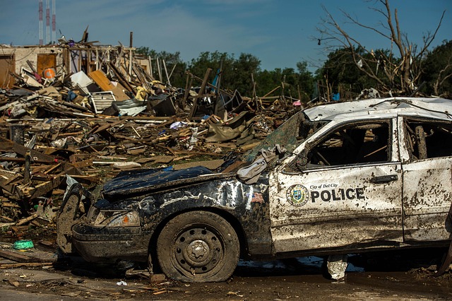 car-crash-damage-640x480-32951177.jpeg