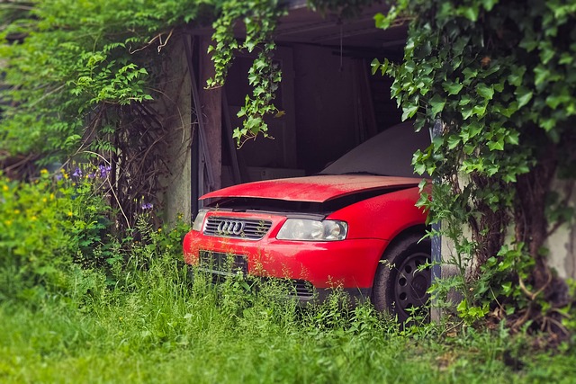 car-crash-damage-640x480-68410042.jpeg