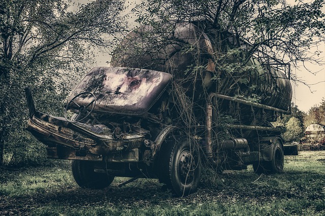 car-crash-damage-640x480-78734698.jpeg