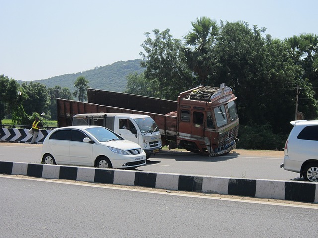 car-crash-damage-640x480-80950648.jpeg