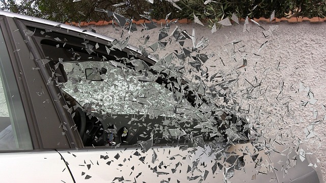 car-crash-damage-640x480-83169120.jpeg