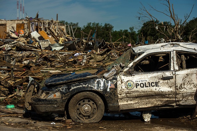 car-crash-damage-640x480-83929157.jpeg