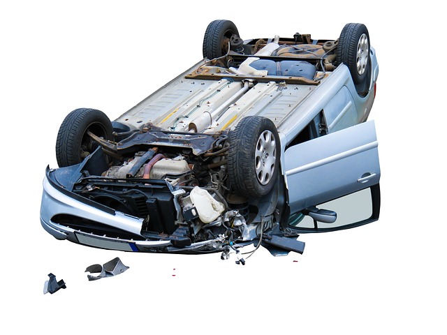 car-crash-damage-640x480-90349135.jpeg