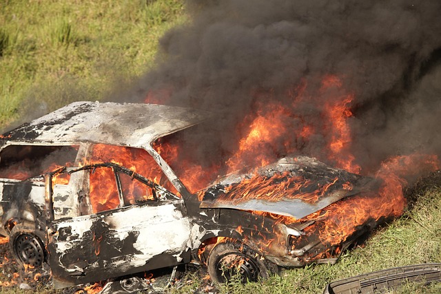 car-crash-damage-640x480-9100389.jpeg