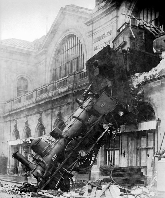 Top Tools for Modern Post-Accident Frame Analysis: Unlocking Crash Secrets