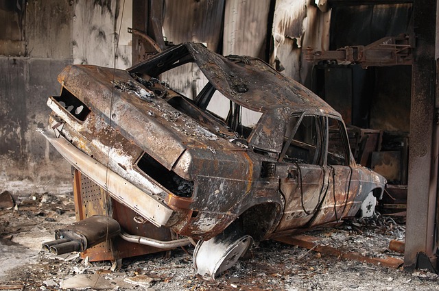 car-crash-damage-640x480-98656682.jpeg