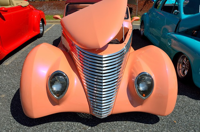 car-dent-repair-640x480-16655026.jpeg