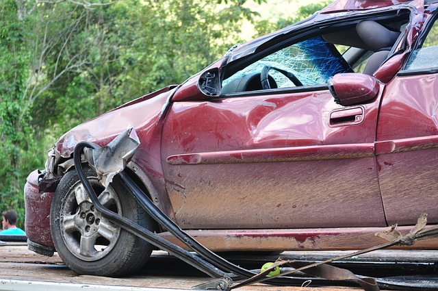 car-hail-damage-repair-640x480-21264733.jpeg