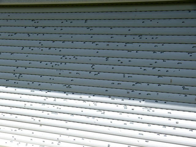 car-hail-damage-repair-640x480-24156490.jpeg