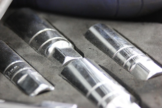 Auto Collision Repair: Unlocking Safety with Effective Frame Straightening