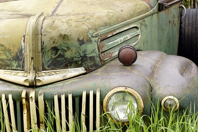 car-scratch-repair-640x480-64653591.jpeg