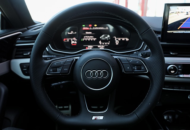 car-scratch-repair-640x480-68072417.jpeg