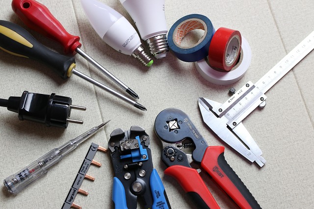collision-repair-tools-640x480-10948247.jpeg