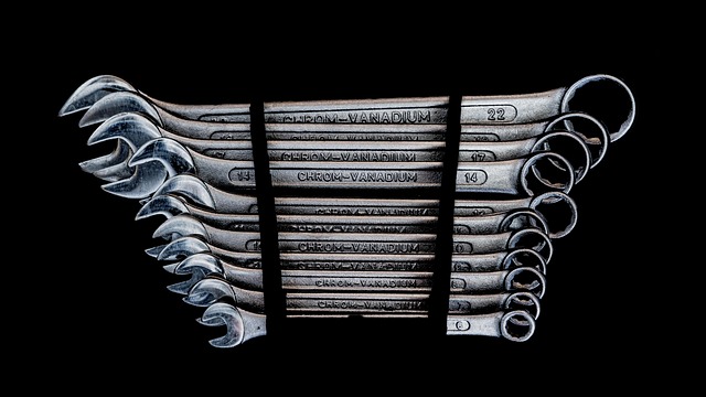 collision-repair-tools-640x480-19375598.jpeg