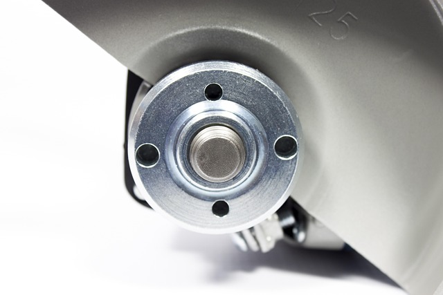 Safe Dent Repair: Comparing PDR and Traditional Techniques