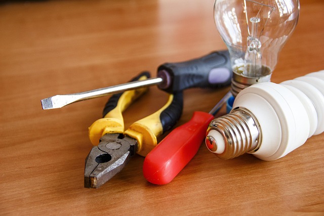collision-repair-tools-640x480-34025027.jpeg