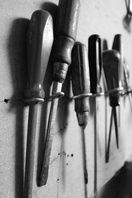 collision-repair-tools-640x480-82398833.jpeg