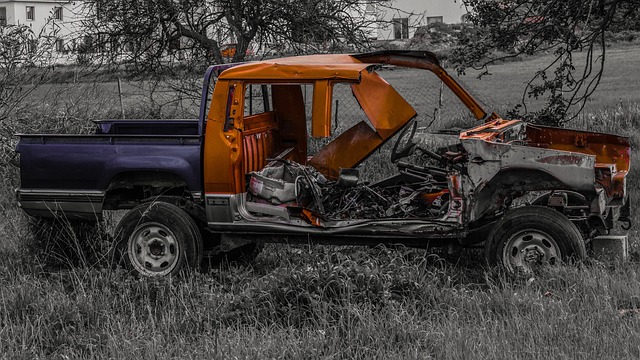 damaged-car-bumper-640x480-49554514.jpeg
