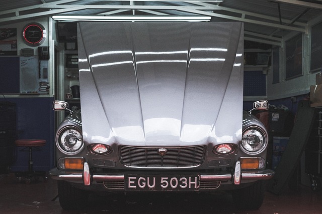 Custom Auto Body Modification: Unveiling Personal Identity on Wheels