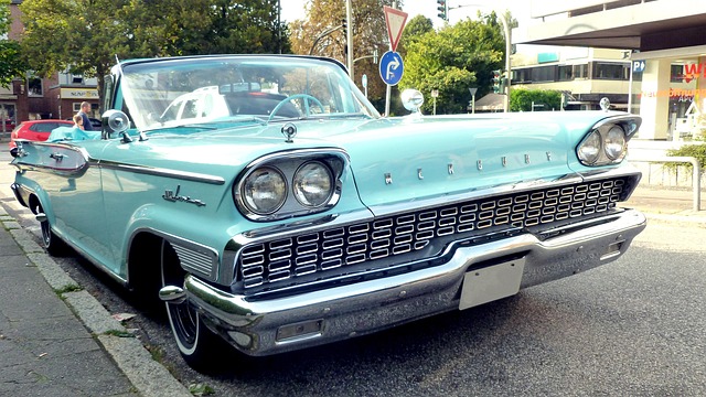 damaged-car-bumper-640x480-92090138.jpeg