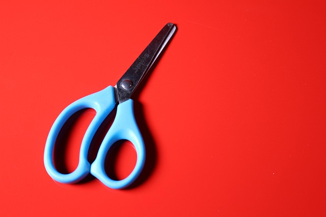 dent-removal-tools-640x480-27412517.jpeg