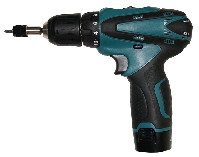 dent-removal-tools-640x480-44145236.jpeg