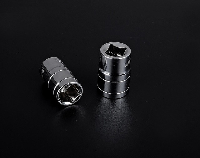 dent-removal-tools-640x480-56184365.jpeg