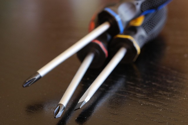 dent-removal-tools-640x480-77404258.jpeg